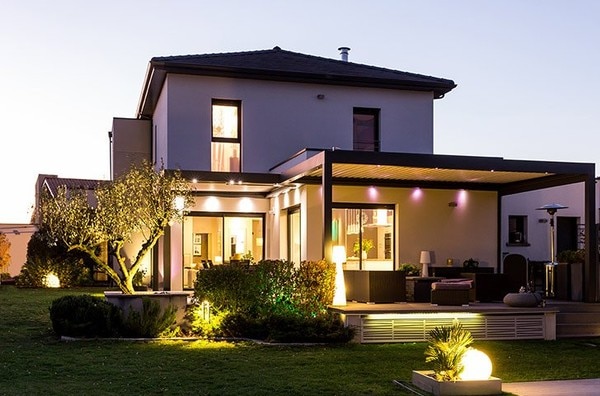 somfy-house-outdoor-lighting